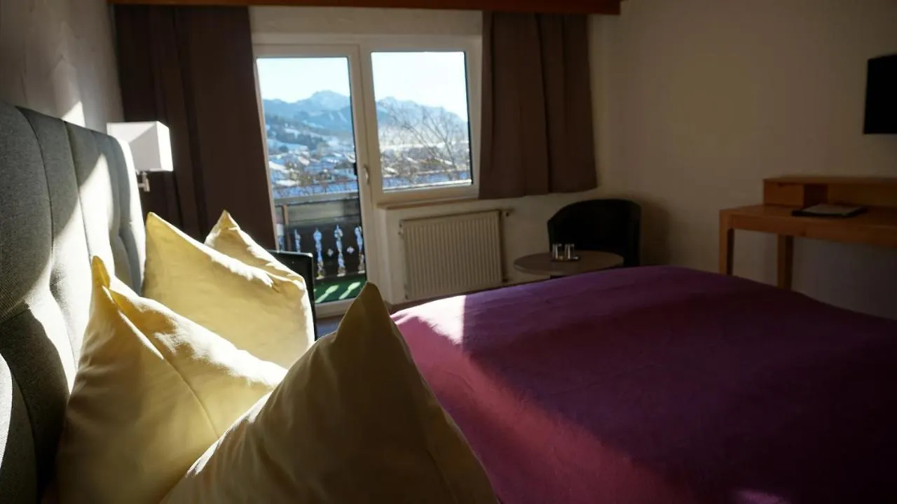 Hotel Sonnenbichl Хальблех 3*,  Германия
